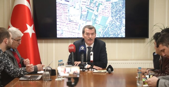 AK Parti Zeytinburnu Belediye Başkan Adayı Ömer Arısoy, "Çevre ve Şehircilik Bakanlığımız İETT Bloklarındaki emsali onayladı"