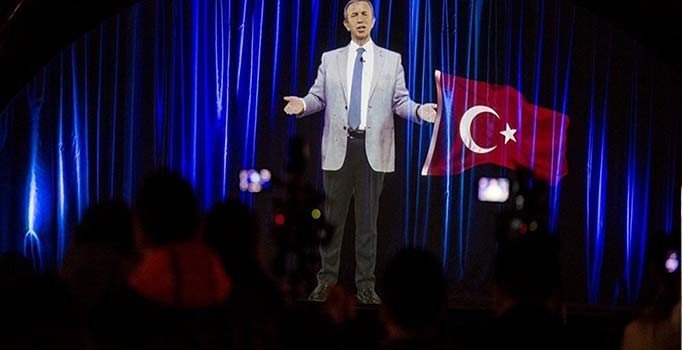 Mansur Yavaş'tan hologram miting: Beka mesajı verdi