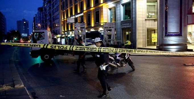 Beyoğlu'nda bazı yollar miting nedeniyle bugün trafiğe kapatılacak