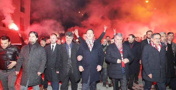 Tok: “Biz projelerimizle konuşuyoruz”