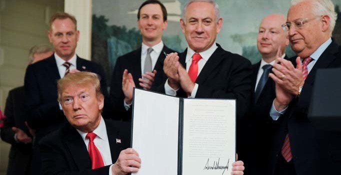 Son dakika! Trump, Golan Tepeleri kararnamesini imzaladı