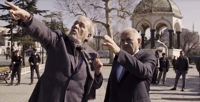 Binali Yıldırım YouTube kanalı açtı: İlk konuğu İlber Ortaylı oldu