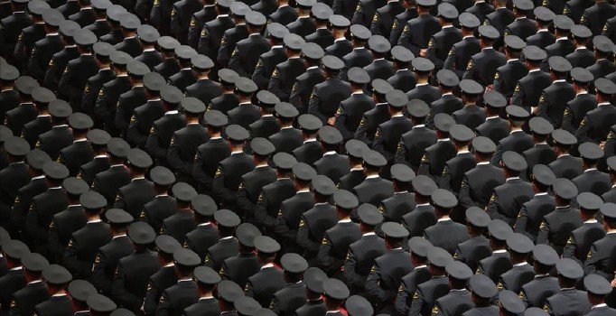 TSK'da FETÖ ile yoğun mücadele: Bin 164 personel ihraç edildi