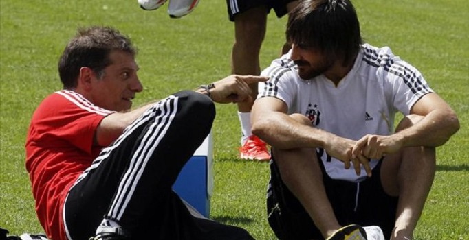 Slaven Bilic eski öğrencisinin peşinde