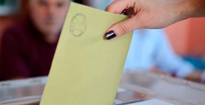 Son dakika! 32 ilde oy verme işlemi başladı