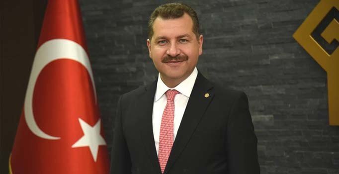 Balıkesir'de Büyükşehir'i AK Parti'li Yücel Yılmaz kazandı