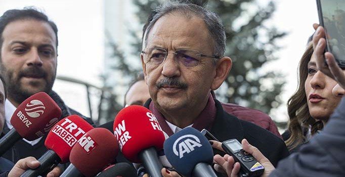 Özhaseki: İstifa edenler, milletin dışladığı, kendilerine yer bulamamış insanlar