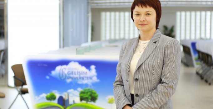 "Poroşenko'yu kilise çabası ikinci tura geçirdi