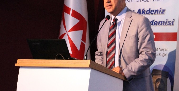 Prof. Dr. Yılmaz: "Diyabet Türkiye’nin önemli bir sorunu"