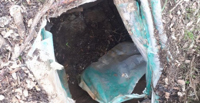 Bingöl'de operasyon: 5 odalı sığınakta, toprağa gömülü patlayıcılar ele geçirildi