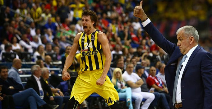 Fenerbahçe THY Avrupa Ligi Dörtlü Final'de finale yükseldi!