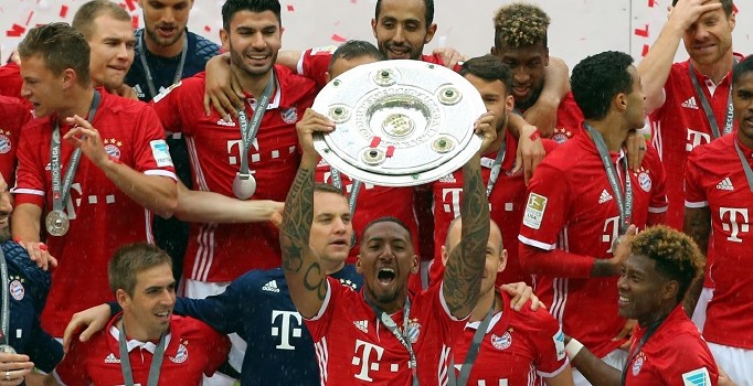 Bundesliga şampiyonu Bayern Münih kupasına kavuştu