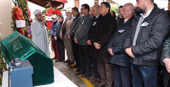 Ünlü Gazeteci Aykut Işıklar son yolculuğuna uğurlandı