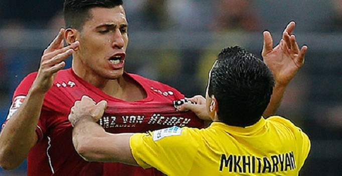 Ceyhun Gülselam Hannover 96'dan ayrıldı