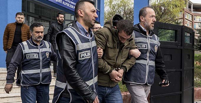 Ankara'daki köpek katliamıyla ilgili gözaltına alınan 3 kişi adliyede