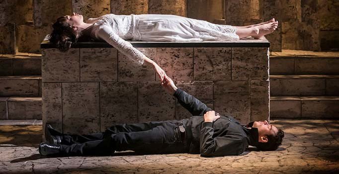 Shakespeare'in Romeo ve Juliet'i yazdığı ev bulundu