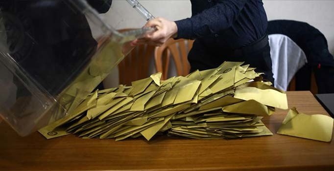 'DSP İstanbul adayı Muammer Aksoy seçimden çekilecek' iddiasına cevap