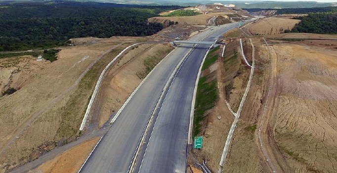Bakan Turhan: Kuzey Marmara Otoyolu, 2020'de hizmete açılacak