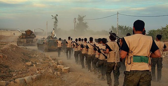 Muhaliflerden Doğu Guta'da gövde gösterisi