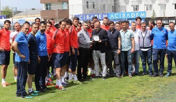 Trabzonspor’da Hami Mandıralı veda etti
