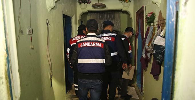 Antalya'da uyuşturucu yuvalarına şafak operasyonu