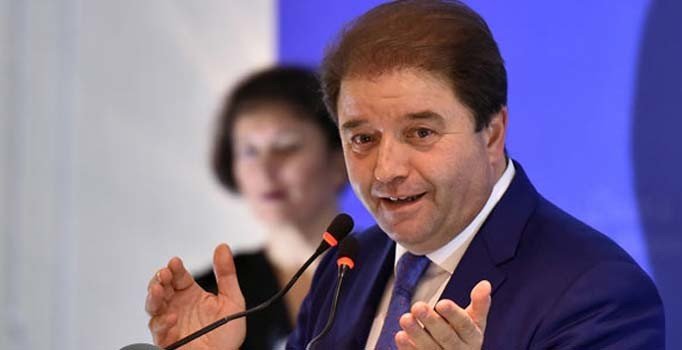 Maltepe Belediye Başkanı Ali Kılıç, mazbatasını aldı