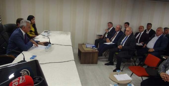 Mardin Büyükşehir Meclisi'nde 'İstiklal Marşı' tartışması