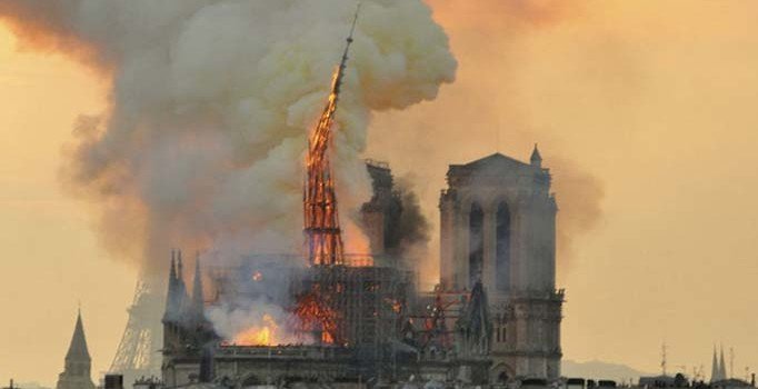 Notre Dame yangınında kısa devre şüphesi