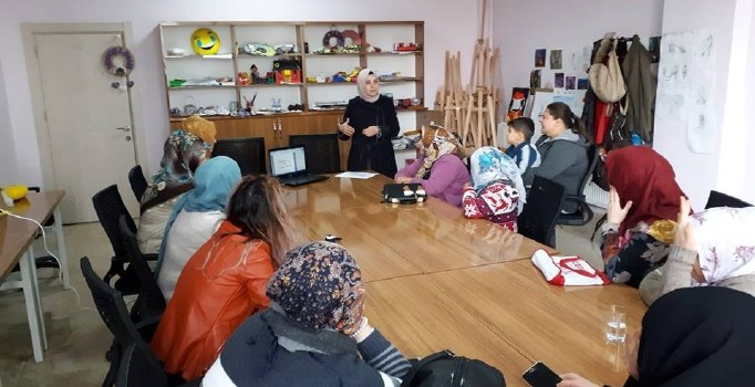 Sason’da kadınlar meslek öğrenerek para kazanıyor