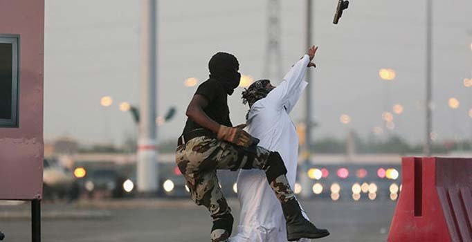 Suudi Arabistan'da polis merkezine silahlı saldırı