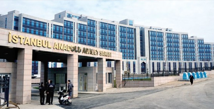 Kartal Adliyesinde slogan atan 6 kişi, gözaltına alındı