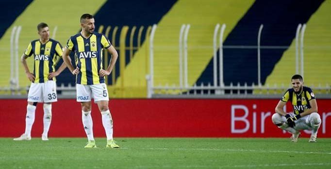 Fenerbahçe soyunma odasında dürüm skandalı