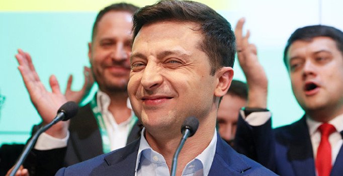Erdoğan'dan Ukrayna seçimlerini kazanan Zelenskiy'e tebrik telefonu