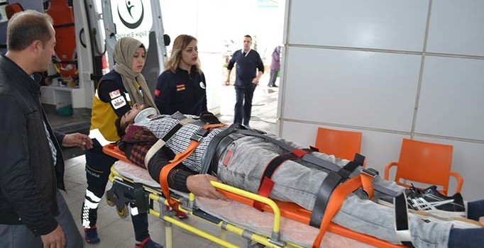 Öğretmenleri taşıyan araç kaza yaptı: 5 yaralı