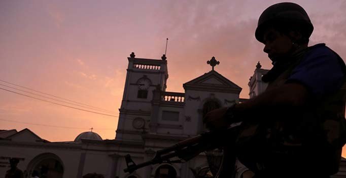 Sri Lanka'da polis baskınında çatışma çıktı: 6'sı çocuk 15 kişi öldü