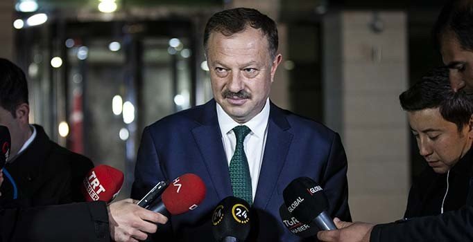 AK Parti'den muhalif oy kullanan YSK üyelerine eleştiri