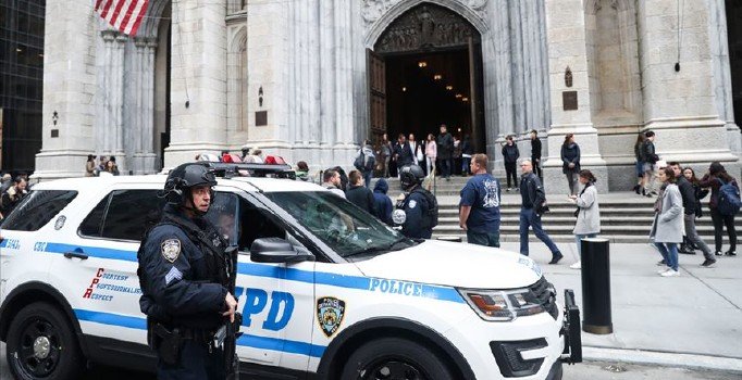 ABD'de Irak gazisinden nefret saldırısı: Müslüman sandığı yayaları ezdi