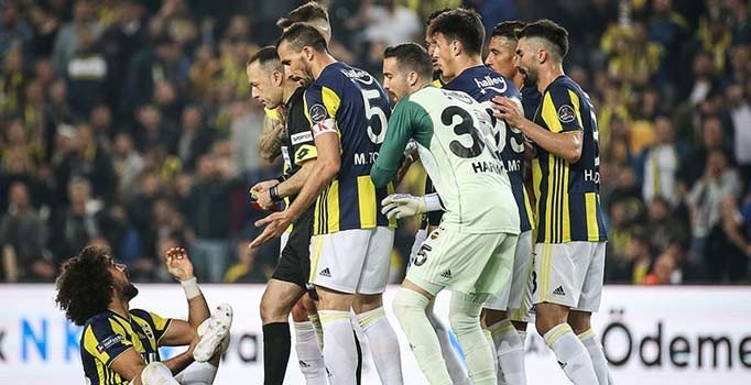 Fenerbahçe, 28 sezon sonra derbi kazanamadı