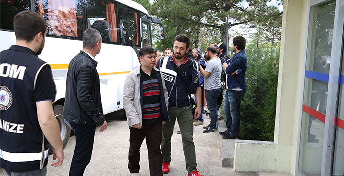 Ankara merkezli 35 ilde 2010 KPSS soruşturması: 88 şüpheli adliyeye sevk edildi