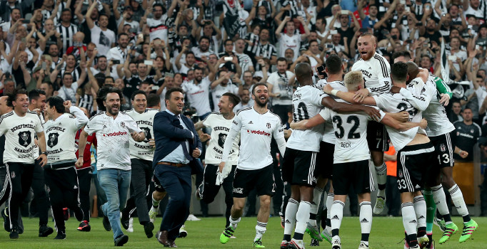 Devrimin adı Şenol Güneş