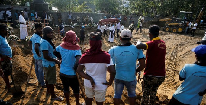 Sri Lanka'da Polis Genel Müfettişi de istifa etti