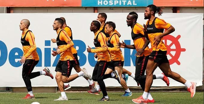 Galatasaray'da derbi mesaisi