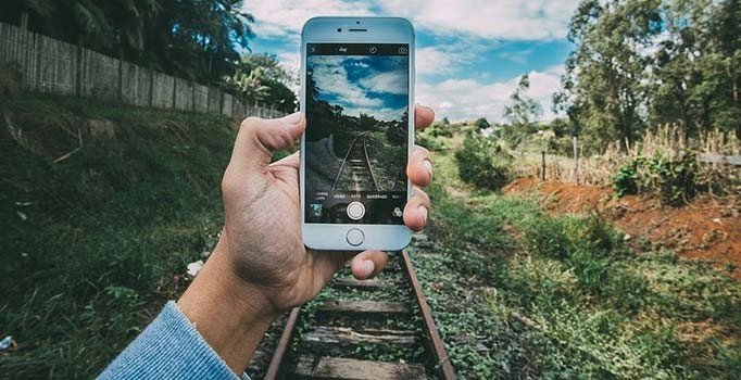 Raylarda 'selfie' merakı 3 gencin sonu oldu