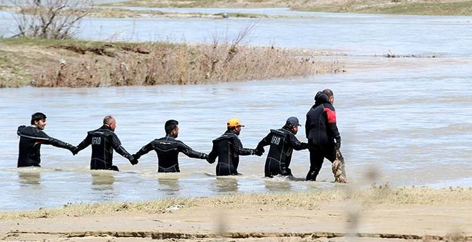 Erzurum'da 2 hafta önce kaybolan Furkan'ı arama çalışmaları yeniden başladı