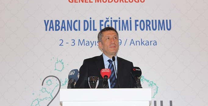 Bakan Selçuk: Ne yapacağımız konusunda bir yol haritasına ihtiyacımız var