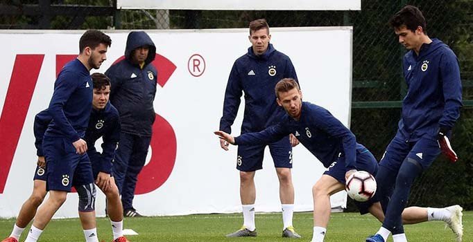 Fenerbahçe kafilesi, Erzurum'a geldi