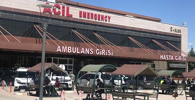 Tel Rıfat'ta teröristlerle çatışma: 1 yüzbaşı şehit, 1 binbaşı yaralı