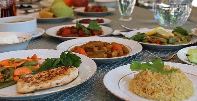 Sahur'da neler yemeli? İftar sofrasında neler olmalı?