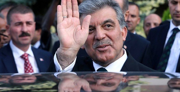 Abdullah Gül'den 'Kılıçdaroğlu ile özel bir yatta görüştü' iddiasına yalanlama