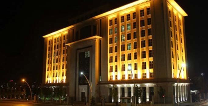AK Parti MYK olağanüstü toplandı
